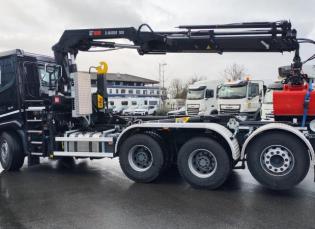 Location camion  grue en régie /Thiais /Val de marne 94 /91/ 93 .