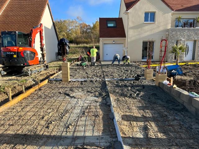 TRAVAUX DE TERRASSEMENT ET CREATION DALLE BETON DESACTIVE